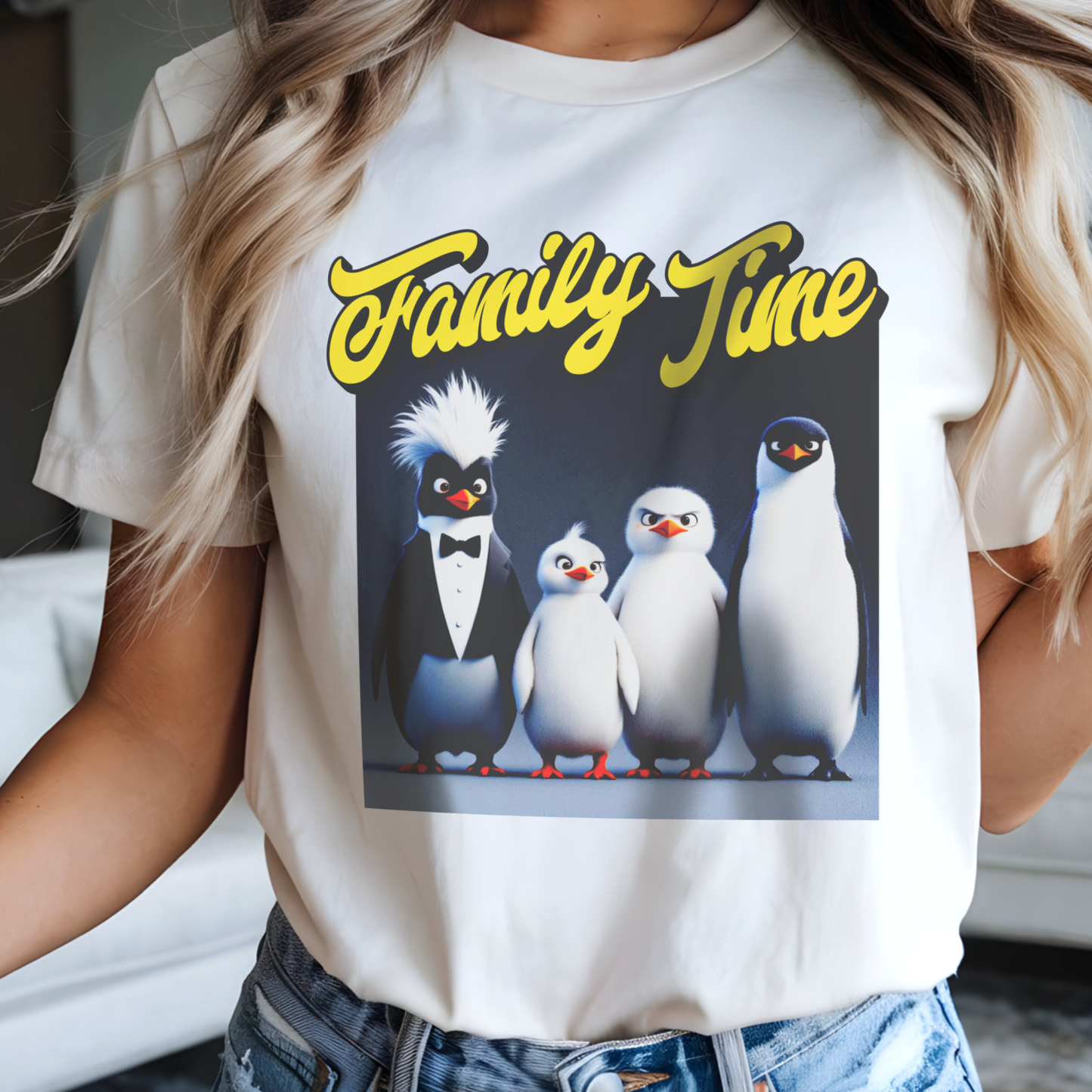 Family Time Penguins – Unisex T-shirt