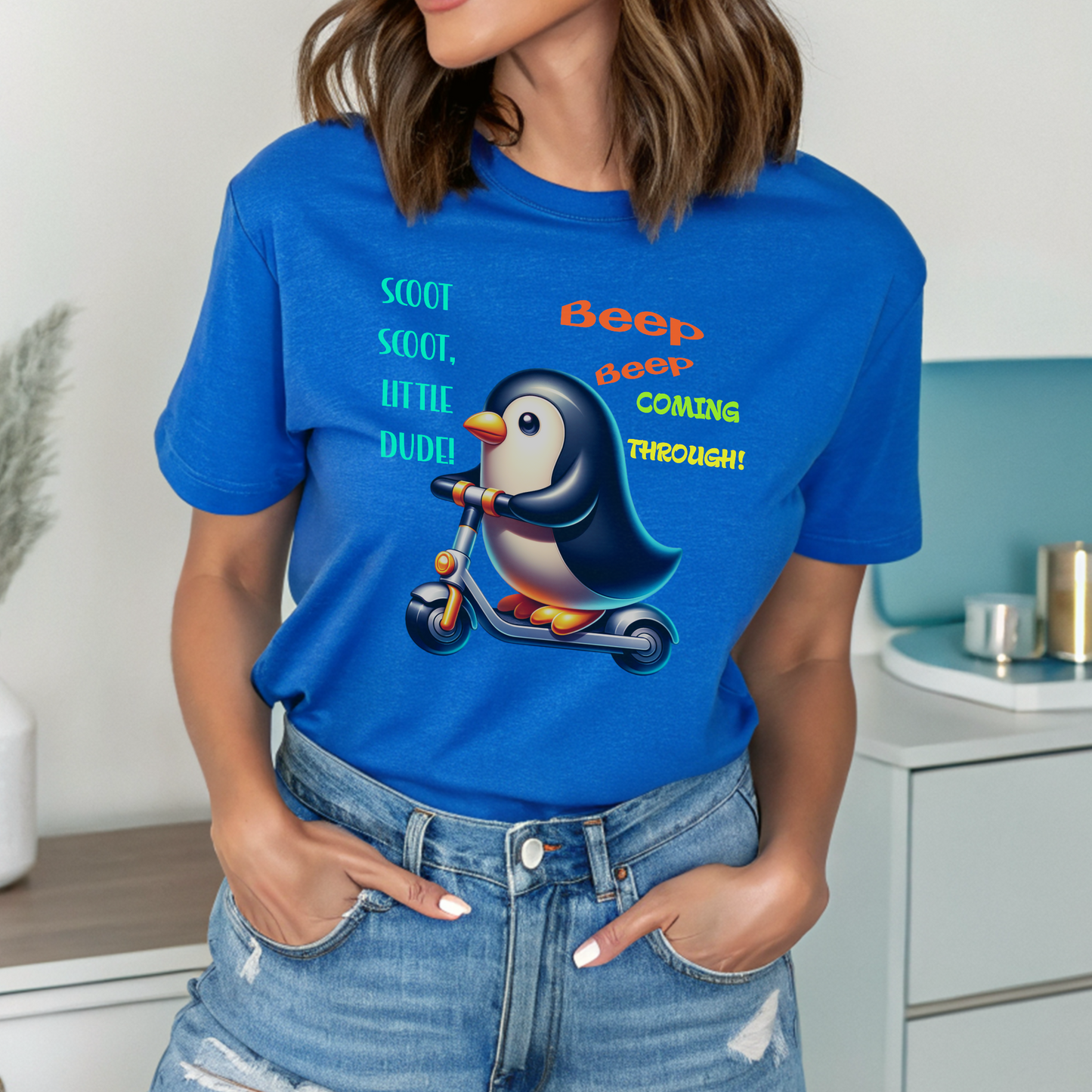 Scoot Penguin – Unisex T-shirt