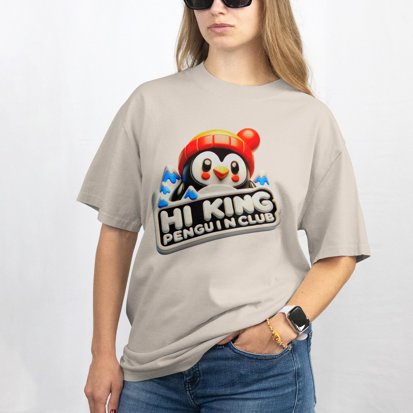 Hiking Penguin Club – Unisex T-shirt