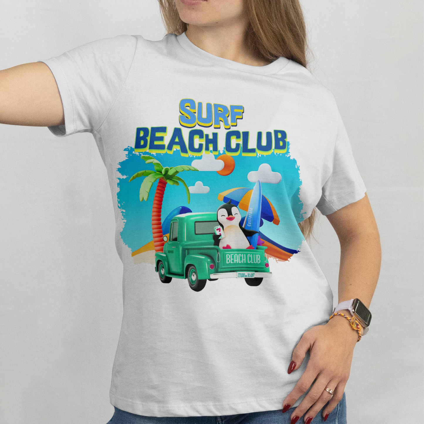 Surf Beach Club – Unisex T-shirt