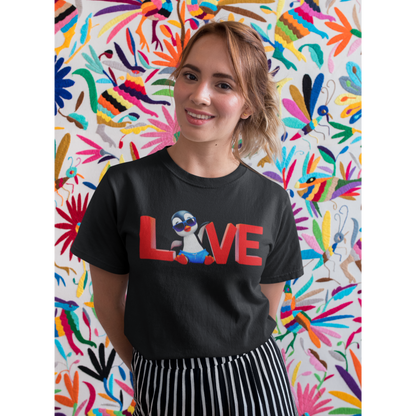 LOVE Penguin – Unisex T-shirt