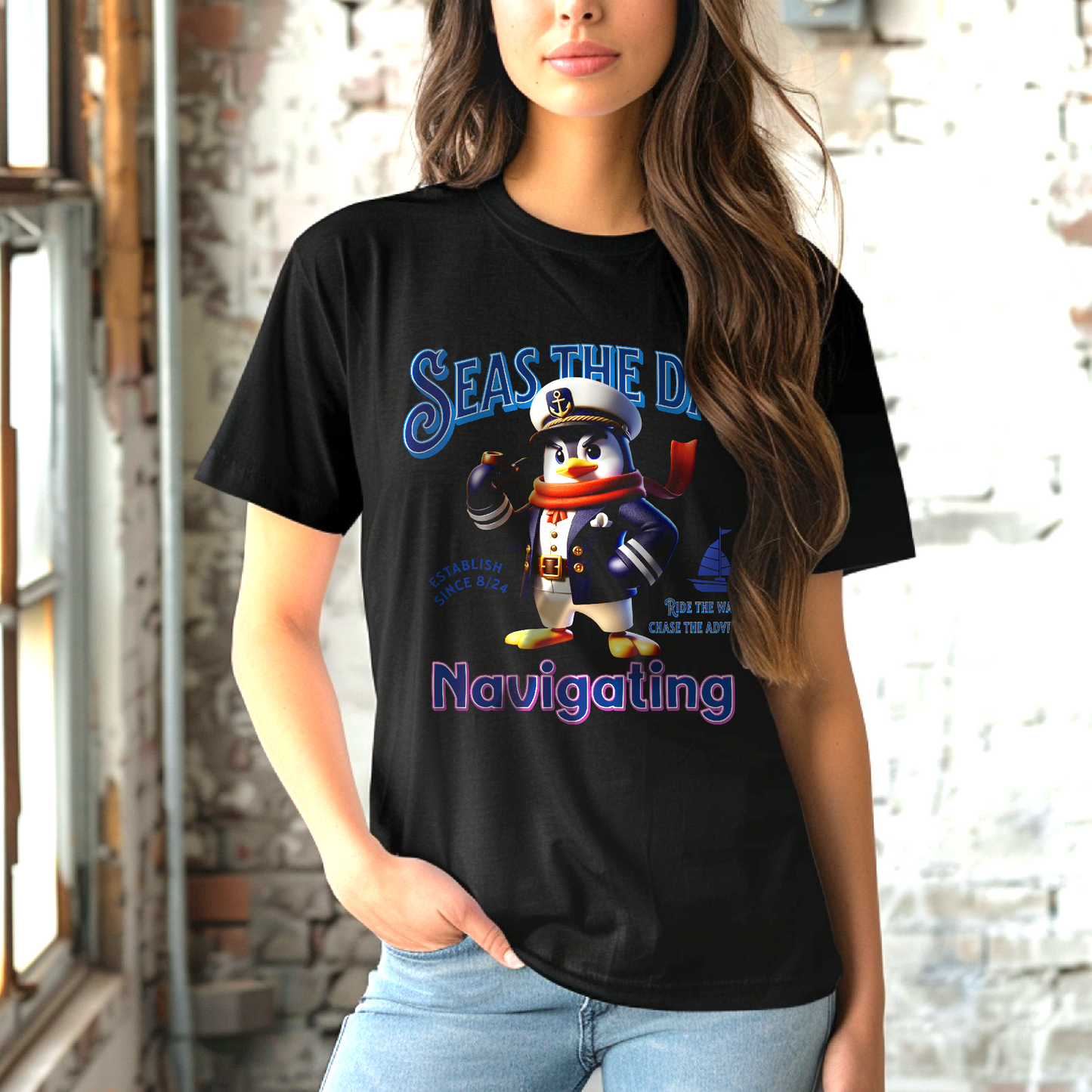 Captain Penguin Navigating – Unisex T-shirt