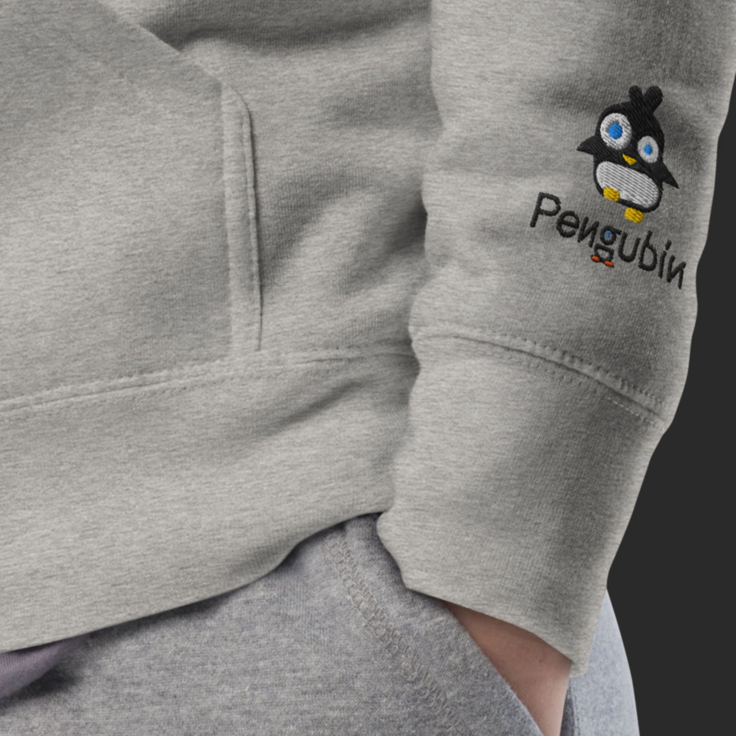 Schüchterner Chillin’-Pinguin – Bestickter Unisex-Hoodie